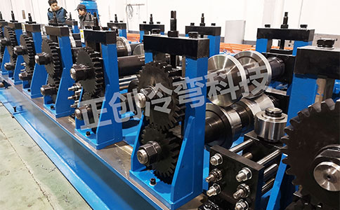 汽車車廂板設備定制需注意什么？