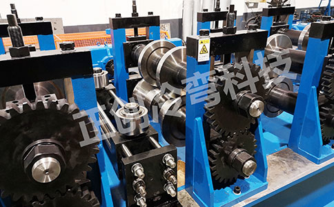 汽車車廂板設(shè)備有哪些優(yōu)勢(shì)？