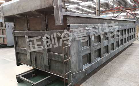 車廂板設(shè)備采用軋輥的設(shè)計方式有什么特點(diǎn)以及優(yōu)勢